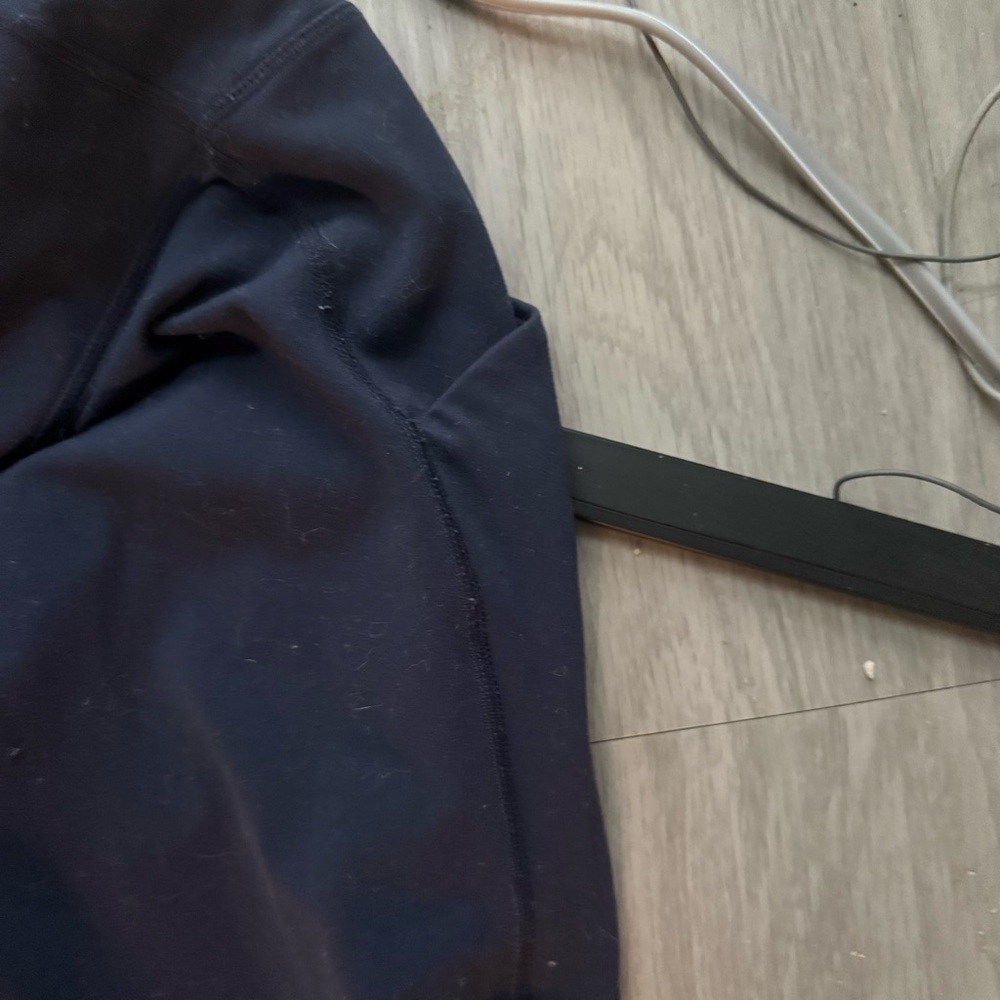 Blue Large Leggings from Fabletics - Picture 3 of 4